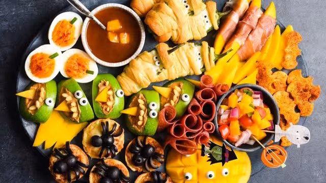 Menu Unik Bertema Warna